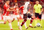 Internacional e Flamengo duelam por vaga nas quartas da Libertadores