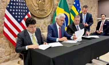 Caiado assina acordo com EUA prevendo parceria para explorar minerais críticos em Goiás