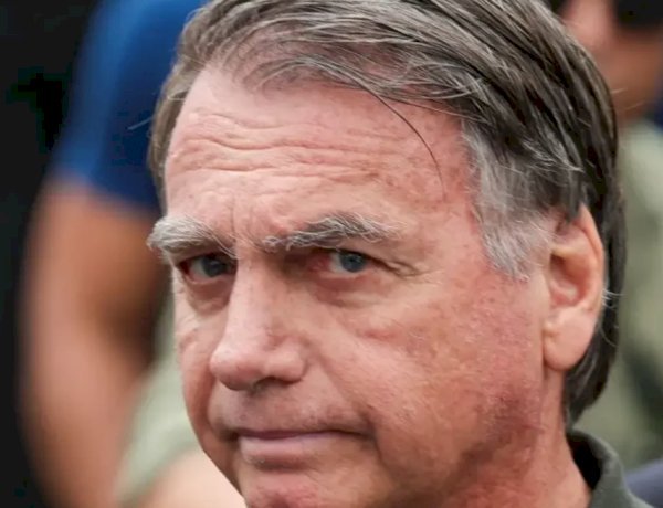 Moraes nega transferência de Bolsonaro para hospital após queda