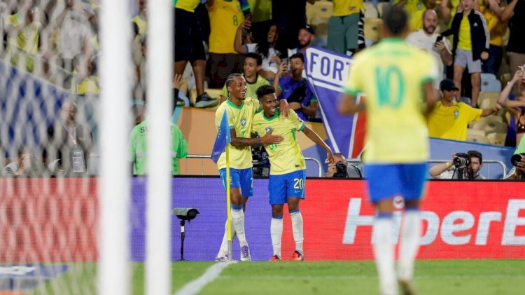 Brasil desfila em campo e goleia Chile com autoridade nas Eliminatórias