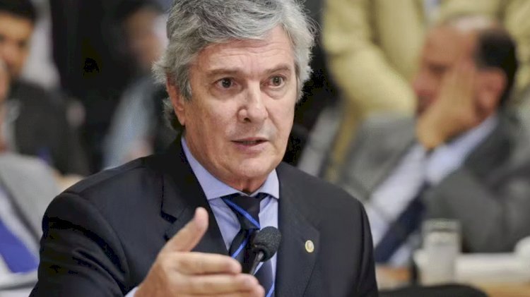 Moraes manda defesa de Collor explicar por que tornozeleira foi desligada