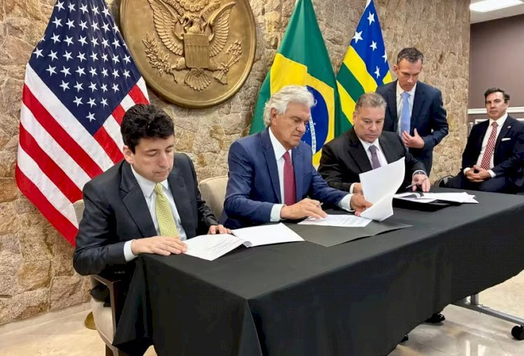 Caiado assina acordo com EUA prevendo parceria para explorar minerais críticos em Goiás